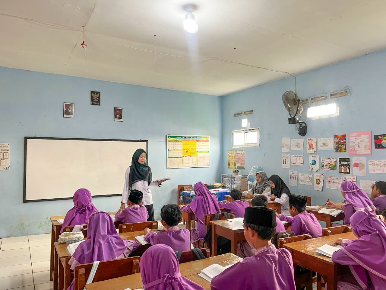 MENGAWAL KUALITAS PEMBELAJARAN MELALUI SUPERVISI AKADEMIK