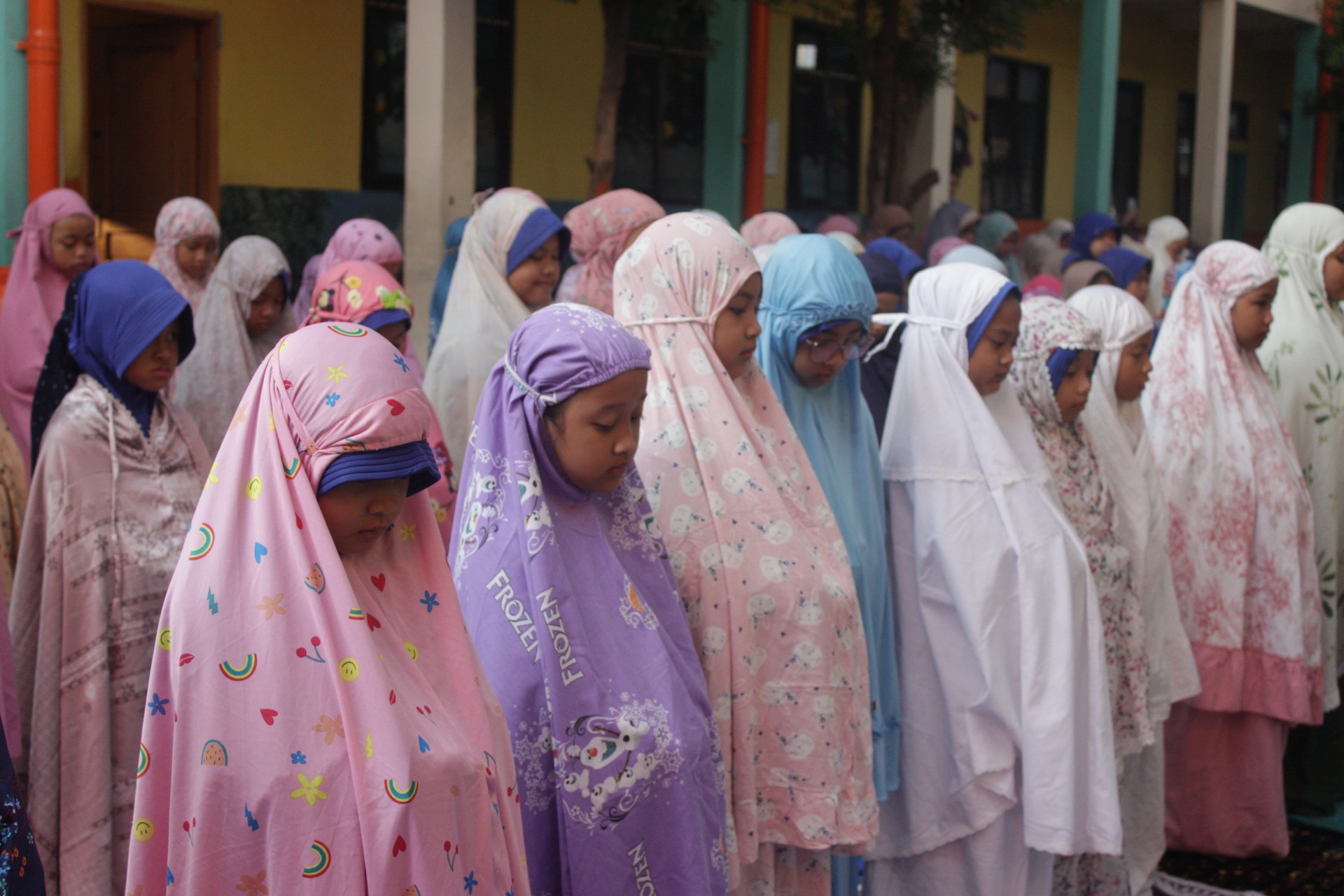 Langkah Kecil Membentuk Karakter Besar di Sekolah